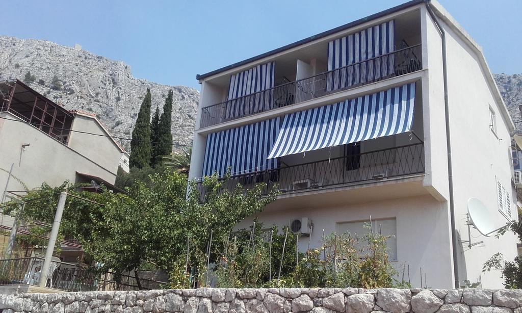 Apartments Ivka Omiš Kültér fotó